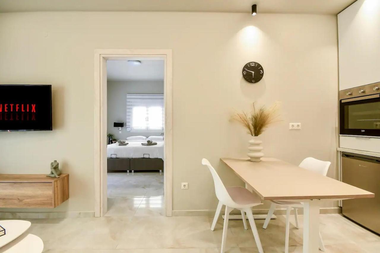 Danae Luxurious #tifhelexpo * סלוניקי